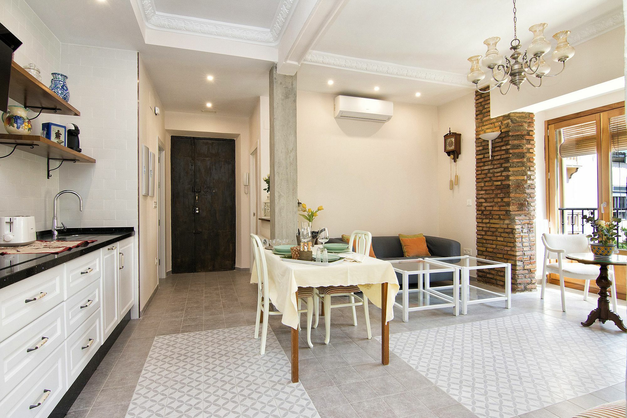Apartment Bright & Elegant Centre 3 Bedroom Granada
